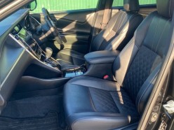Toyota Harrier 2.5 Hybrid E-Four Progress 4WD 2017